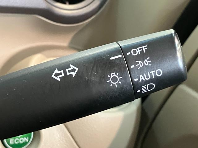 Ｎ−ＢＯＸＧ　ＳＳパッケージ　フルセグナビ　バックカメラ　車検整備付衝突被害軽減ブレーキ　フルセグナビ　ＤＶＤ再生　Ｂｌｕｅｔｏｏｔｈ　ＵＳＢ　バックカメラ　ＥＴＣ　両側電動スライドドア　ＨＩＤ　オートライト　オートエアコン　前席シートヒーター　スマートキー（滋賀県）の中古車