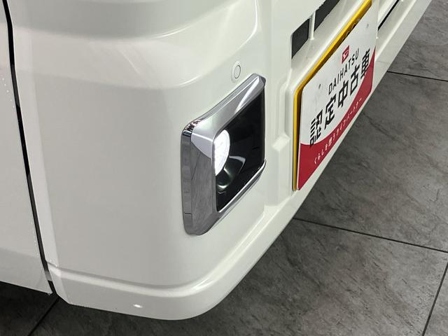 ハイゼットトラックジャンボエクストラ　４ＷＤ　９型Ｄ・Ａ　届出済未使用車衝突被害軽減ブレーキ　コーナーセンサー　９型ディスプレイオーディオ　Ｂｌｕｅｔｏｏｔｈ　ＵＳＢ　バックカメラ　ＬＥＤ　スマートキー　パワーウインドウ　４ＷＤ　デフロック　荷台作業灯　ストロング防錆（滋賀県）の中古車
