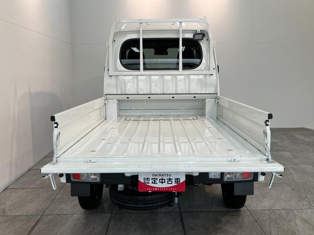ハイゼットトラックジャンボエクストラ　４ＷＤ　９型Ｄ・Ａ　届出済未使用車衝突被害軽減ブレーキ　コーナーセンサー　９型ディスプレイオーディオ　Ｂｌｕｅｔｏｏｔｈ　ＵＳＢ　バックカメラ　ＬＥＤ　スマートキー　パワーウインドウ　４ＷＤ　デフロック　荷台作業灯　ストロング防錆（滋賀県）の中古車