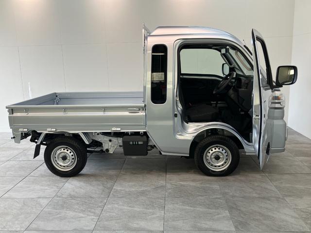 ハイゼットトラックジャンボエクストラ 4WD CVT 9D.A 届出済未使用車衝突被害軽減ブレーキ コーナーセンサー 9型ディスプレイオーディオ Bluetooth USB バックカメラ LED スマートキー パワーウインドウ 電動格納式ミラー 4WD デフロック 荷台作業灯(滋賀県)の中古車