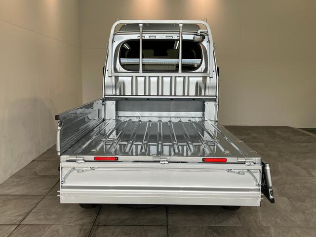 ハイゼットトラックジャンボエクストラ 4WD CVT 9D.A 届出済未使用車衝突被害軽減ブレーキ コーナーセンサー 9型ディスプレイオーディオ Bluetooth USB バックカメラ LED スマートキー パワーウインドウ 電動格納式ミラー 4WD デフロック 荷台作業灯(滋賀県)の中古車