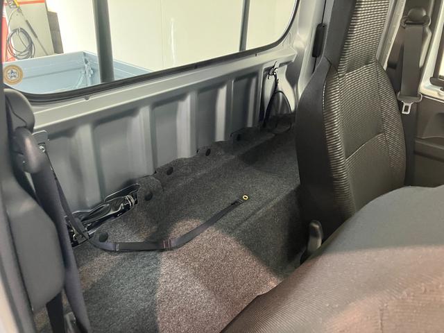 ハイゼットトラックジャンボエクストラ 4WD CVT 9D.A 届出済未使用車衝突被害軽減ブレーキ コーナーセンサー 9型ディスプレイオーディオ Bluetooth USB バックカメラ LED スマートキー パワーウインドウ 電動格納式ミラー 4WD デフロック 荷台作業灯(滋賀県)の中古車