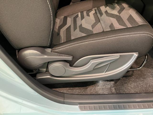 タフトGダーククロムベンチャー 9型D.A 届出済未使用車衝突被害軽減ブレーキ コーナーセンサー 9型ディスプレイオーディオ フルセグ Bluetooth USB バックカメラ 前席シートヒーター 電動パーキング LED オートライト レーダクルーズ(滋賀県)の中古車