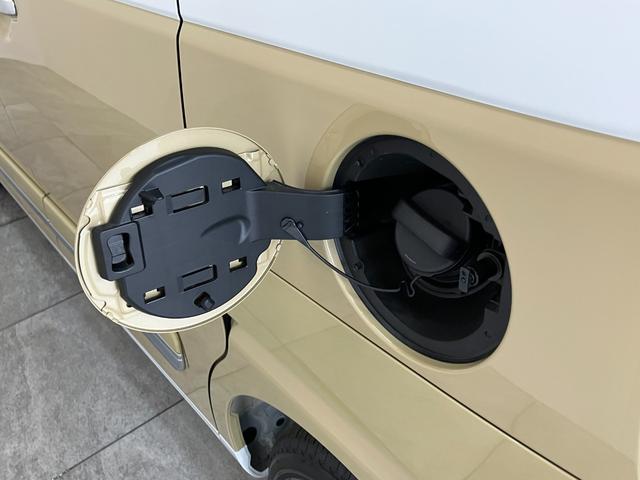 ムーヴキャンバスストライプスＧ　両側パワスラ　ＬＥＤ　届出済未使用車衝突被害軽減ブレーキ　コーナーセンサー　バックカメラ（ナビ装着時用）　両側電動スライドドア　前席シートヒーター　電動パーキングブレーキ　ＬＥＤ　オートライト　オートエアコン　スマートキー　エコアイドル（滋賀県）の中古車