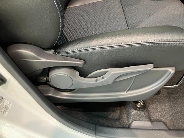 タントカスタムＲＳリミテッド　ターボ　両側パワスラ　届出済未使用車衝突被害軽減ブレーキ　コーナーセンサー　バックカメラ（ナビ装着時用）　両側電動スライドドア　前席シートヒーター　レーダークルーズ　ＬＥＤ　オートライト　オートエアコン　スマートキー　エコアイドル（滋賀県）の中古車