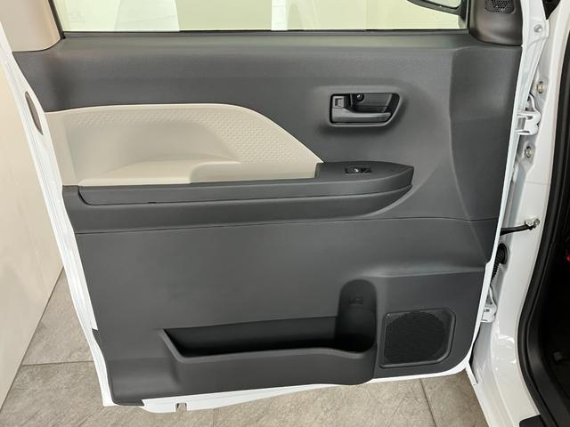 タントＸリミテッド　両側電動スライドドア　ＬＥＤ　届出済未使用車衝突被害軽減ブレーキ　コーナーセンサー　バックカメラ（ナビ装着時用）　両側電動スライドドア　前席シートヒーター　電動パーキングブレーキ　ＬＥＤ　オートライト　オートエアコン　スマートキー　エコアイドル（滋賀県）の中古車