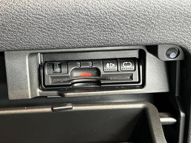 セレナＸ　フルセグナビ　バックカメラ　両側電動スライドドア　ＬＥＤ衝突被害軽減ブレーキ　フルセグナビ　ＤＶＤ再生　Ｂｌｕｅｔｏｏｔｈ　ＵＳＢ　バックカメラ　ＥＴＣ　両側電動スライドドア　ダブルエアコン　クルーズコントロール　ＬＥＤ　オートエアコン　スマートキー（滋賀県）の中古車
