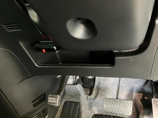 Ｎ−ＢＯＸカスタムＧ　ナビ　ＥＴＣ　ＨＩＤ　スマートキー　両側スライドドアナビ　ＵＳＢ　ＥＴＣ　ＨＩＤヘッドライト　オートライト　電動格納式ミラー　スマートキー　エコアイドル　両側スライドドア（滋賀県）の中古車