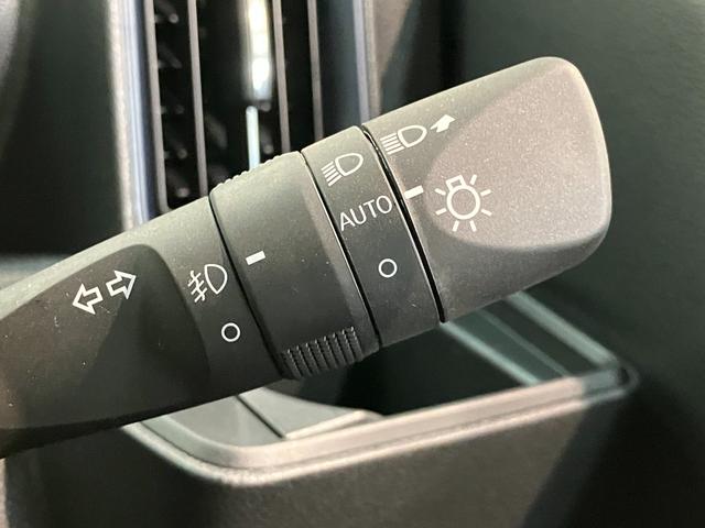 タントカスタムＸリミテッド　９型Ｄ．Ａ　クルコン　届出済未使用車衝突被害軽減ブレーキ　コーナーセンサー　９型ディスプレイオーディオ　Ｂｌｕｅｔｏｏｔｈ　ＵＳＢ　バックカメラ　両側電動スライドドア　シートヒーター　ＬＥＤ　レーダークルーズ　スマートキー　エコアイドル（滋賀県）の中古車