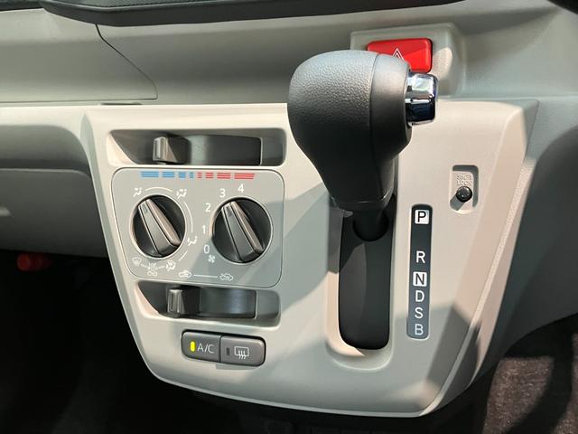 ミライースＸ　ＳＡIII　コーナーセンサー　キーレス　届出済未使用車衝突被害軽減ブレーキ　スマアシ３　コーナーセンサー　バックカメラ（ナビ装着時用）　ＬＥＤヘッドライト　電動格納式ミラー　マニュアルレベリング　キーレスエントリー　オートライト　エコアイドル（滋賀県）の中古車