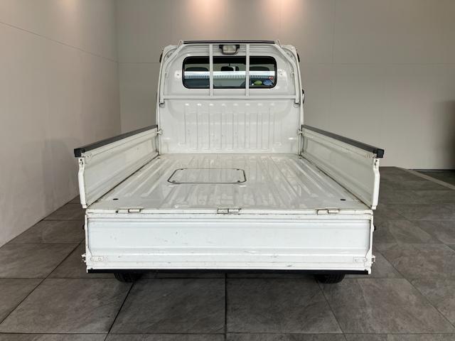 アクティトラックSDX 4WD 5MT エアコン パワステ 荷台作業灯フルタイム4WD 5速マニュアルミッション車 エアコン パワステ エアバッグ AMラジオ 荷台作業灯 マニュアルレベリング ゲートプロテクター タイヤ4本新品交換済み(滋賀県)の中古車