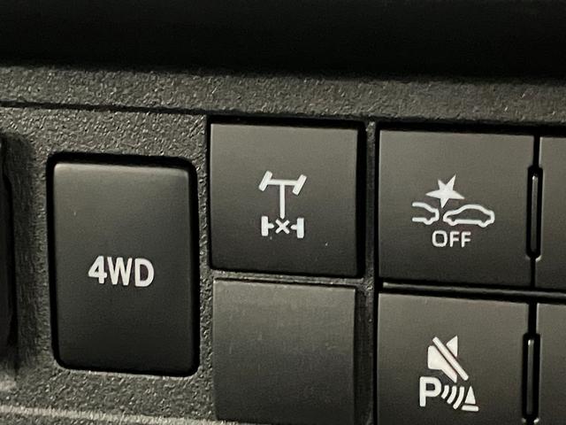 ハイゼットトラックジャンボエクストラ　４ＷＤ　５ＭＴ　ＬＥＤ　届出済未使用車衝突被害軽減ブレーキ　コーナーセンサー　ＬＥＤヘッドライト　オートライト　スマートキー　パワーウインドウ　電動格納式ミラー　荷台作業灯　４ＷＤ　デフロック　Ｈｉ−Ｌｏ切り替え　届出済未使用車（滋賀県）の中古車