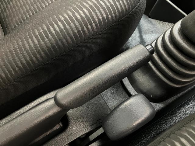 ハイゼットトラックジャンボエクストラ　４ＷＤ　５ＭＴ　ＬＥＤ　届出済未使用車衝突被害軽減ブレーキ　コーナーセンサー　ＬＥＤヘッドライト　オートライト　スマートキー　パワーウインドウ　電動格納式ミラー　荷台作業灯　４ＷＤ　デフロック　Ｈｉ−Ｌｏ切り替え　届出済未使用車（滋賀県）の中古車