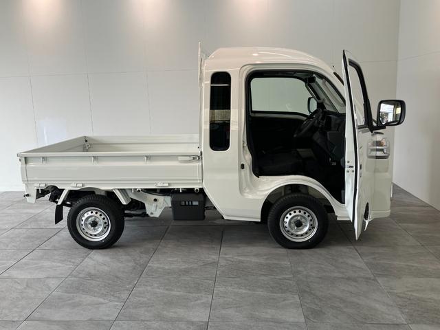 ハイゼットトラックジャンボエクストラ 4WD 5MT LED 届出済未使用車衝突被害軽減ブレーキ スマアシ コーナーセンサー LEDヘッドライト オートライト スマートキー パワーウインドウ 電動格納式ミラー 荷台作業灯 4WD デフロック Hi−Lo切り替え エコアイドル(滋賀県)の中古車