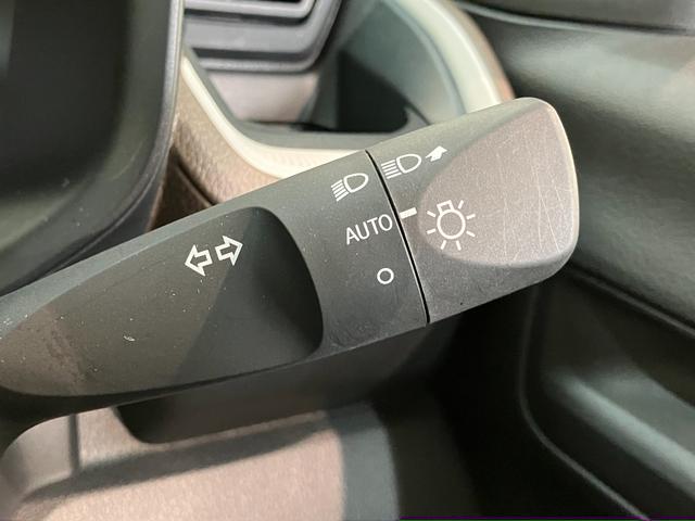 ムーヴＬ　コーナーセンサー　キーレス　両側スライドドア　ＬＥＤ衝突被害軽減ブレーキ　コーナーセンサー　バックカメラ（ナビ装着時用）　両側スライドドア　ＬＥＤヘッドライト　オートライト　マニュアルエアコン　キーレスエントリー　電動格納式ミラー　エコアイドル（滋賀県）の中古車