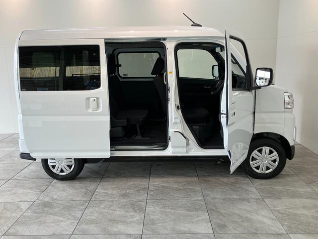 アトレーＲＳ　ターボ　４ＷＤ　両側電動スライドドア　届出済未使用車衝突被害軽減ブレーキ　コーナーセンサー　４ＷＤ　ターボ　バックカメラ（ナビ装着時用）　両側電動スライドドア　ＬＥＤ　オートライト　電動格納式ミラー　クルコン　オートエアコン　スマートキー　エコアイドル（滋賀県）の中古車