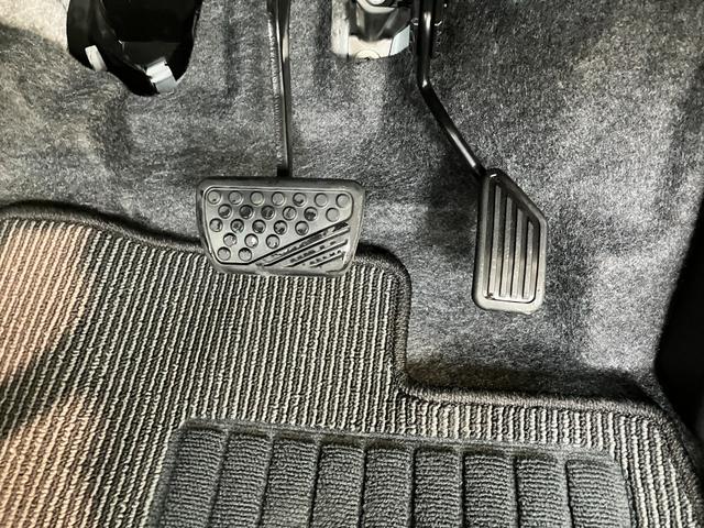ミライースＬ　ＳＡIII　コーナーセンサー　キーレス　オートライト衝突被害軽減ブレーキ　コーナーセンサー　バックカメラ（ナビ装着時用）　オートライト　マニュアルレベリング　マニュアルエアコン　キーレスエントリー　エコアイドル（滋賀県）の中古車