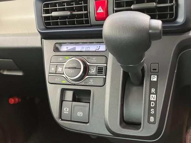 タントＸリミテッド　コーナーセンサー　両側パワスラ　届出済未使用車衝突被害軽減ブレーキ　コーナーセンサー　バックカメラ（ナビ装着時用）　両側電動スライドドア　前席シートヒーター　電動パーキングブレーキ　ＬＥＤ　オートライト　オートエアコン　スマートキー　エコアイドル（滋賀県）の中古車