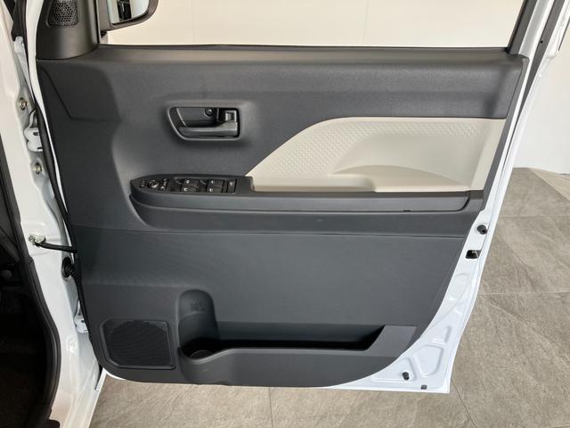 タントＸリミテッド　コーナーセンサー　両側パワスラ　届出済未使用車衝突被害軽減ブレーキ　コーナーセンサー　バックカメラ（ナビ装着時用）　両側電動スライドドア　前席シートヒーター　電動パーキングブレーキ　ＬＥＤ　オートライト　オートエアコン　スマートキー　エコアイドル（滋賀県）の中古車