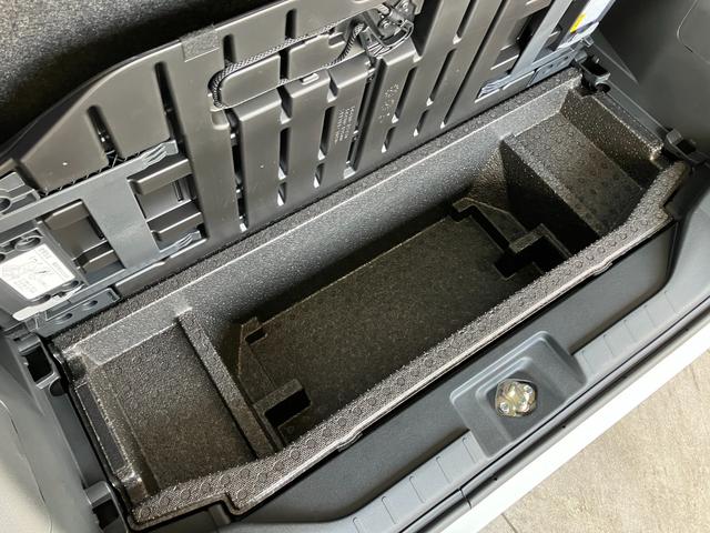 タントＸリミテッド　コーナーセンサー　両側パワスラ　届出済未使用車衝突被害軽減ブレーキ　コーナーセンサー　バックカメラ（ナビ装着時用）　両側電動スライドドア　前席シートヒーター　電動パーキングブレーキ　ＬＥＤ　オートライト　オートエアコン　スマートキー　エコアイドル（滋賀県）の中古車