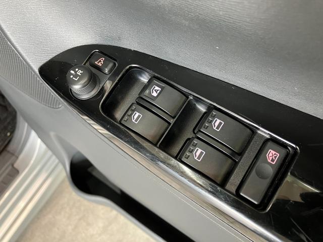 タントカスタムX SA ワンセグナビ バックカメラ スマートキー衝突被害軽減ブレーキ ワンセグナビ Bluetooth DVD再生 USB バックカメラ ETC 左側電動スライドドア LED オートライト オートエアコン 電格ミラー スマートキー エコアイドル(滋賀県)の中古車