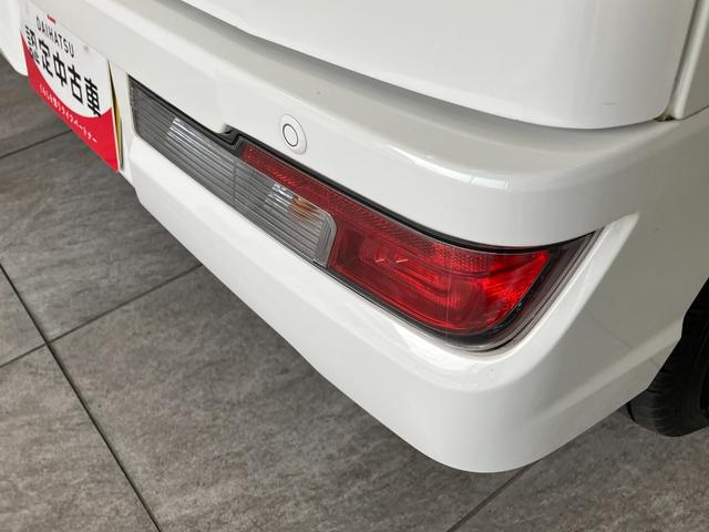 ハイゼットカーゴスペシャルSA3 4WD CDステレオ AT車 LEDライト衝突被害軽減ブレーキ スマアシ CDステレオ オートライト マニュアルレベリング 両側スライドドア LEDヘッドライト エコアイドル パートタイム4WD タイヤ4本新品交換済み(滋賀県)の中古車