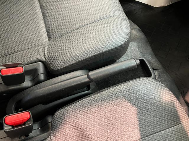 ハイゼットカーゴスペシャルSA3 4WD CDステレオ AT車 LEDライト衝突被害軽減ブレーキ スマアシ CDステレオ オートライト マニュアルレベリング 両側スライドドア LEDヘッドライト エコアイドル パートタイム4WD タイヤ4本新品交換済み(滋賀県)の中古車