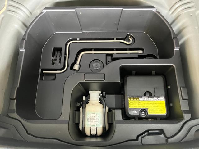 アクアS フルセグナビ バックカメラ ドラレコ ETC 車検整備付トヨタセーフティセンス フルセグナビ DVD再生 Bluetooth USB バックカメラ ドラレコ ETC オートライト オートエアコン 電動格納式ミラー スマートキー ハイブリッド車(滋賀県)の中古車