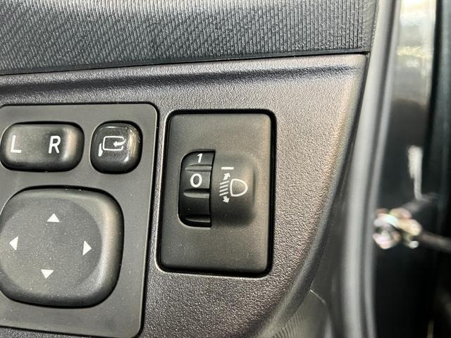 アクアS フルセグナビ バックカメラ ドラレコ ETC 車検整備付トヨタセーフティセンス フルセグナビ DVD再生 Bluetooth USB バックカメラ ドラレコ ETC オートライト オートエアコン 電動格納式ミラー スマートキー ハイブリッド車(滋賀県)の中古車