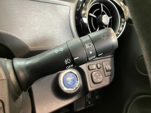 アクアS フルセグナビ バックカメラ ドラレコ ETC 車検整備付トヨタセーフティセンス フルセグナビ DVD再生 Bluetooth USB バックカメラ ドラレコ ETC オートライト オートエアコン 電動格納式ミラー スマートキー ハイブリッド車(滋賀県)の中古車
