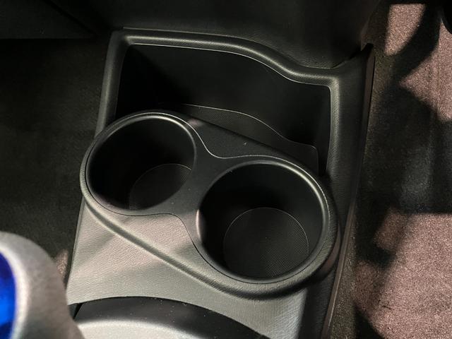 アクアS フルセグナビ バックカメラ ドラレコ ETC 車検整備付トヨタセーフティセンス フルセグナビ DVD再生 Bluetooth USB バックカメラ ドラレコ ETC オートライト オートエアコン 電動格納式ミラー スマートキー ハイブリッド車(滋賀県)の中古車