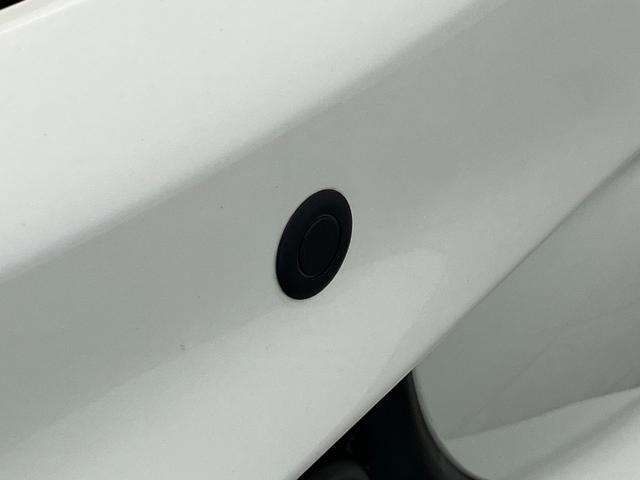 スイフトスポーツベースグレード 6MT ターボ 8型ナビ パノラマカメラ衝突被害軽減ブレーキコーナーセンサー 8型フルセグナビ DVD再生 Bluetooth パノラマカメラ 前後ドラレコ ETC シートヒーター レーダークルーズ LED スマートキー 6速MT ターボ(滋賀県)の中古車