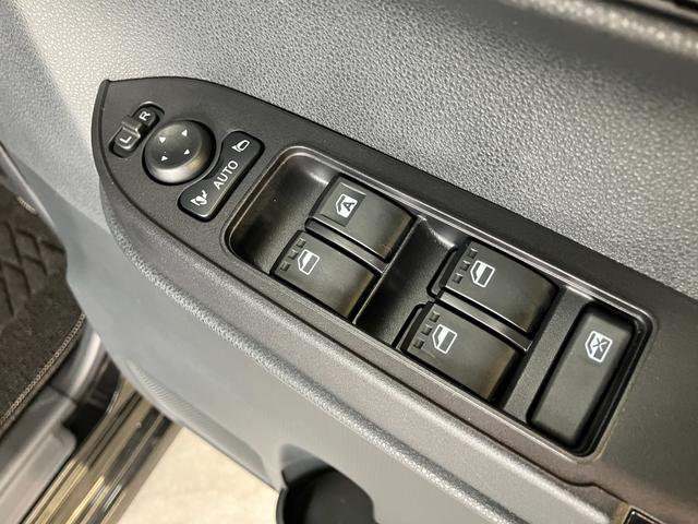 タントカスタムＸ　ＩＤＬＥレス　Ｂ／Ｔ・ＵＳＢチューナー衝突被害軽減ブレーキ　コーナーセンサー　Ｂｌｕｅｔｏｏｔｈ／ＵＳＢチューナー　バックカメラ（ナビ装着時用）　両側電動スライドドア　電動パーキングブレーキ　オートライト　オートエアコン　ＩＤＬＥレス（滋賀県）の中古車