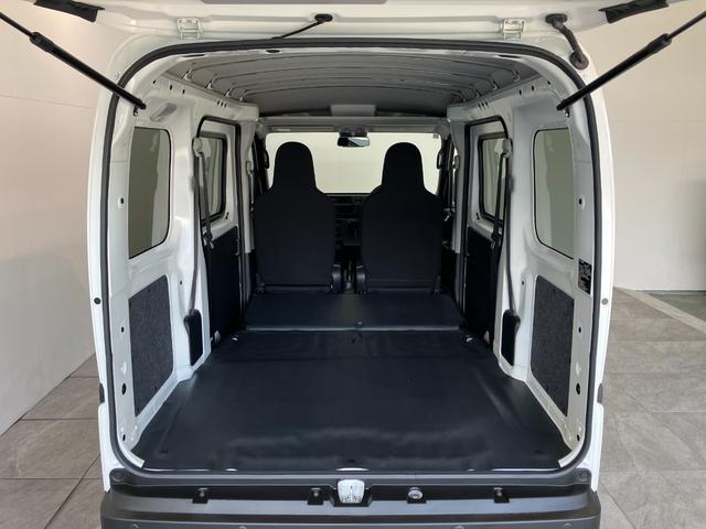 ハイゼットカーゴDX 4WD コーナーセンサー キーレス 前席P/W衝突被害軽減ブレーキ スマアシ パートタイム4WD コーナーセンサー 前席パワーウインドウ AM/FMステレオ 両側スライドドア オートライト マニュアルレベリング キーレスエントリー エコアイドル(滋賀県)の中古車