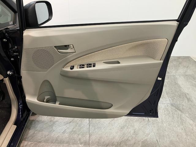 ムーヴＬ　フルセグナビ　ＥＴＣ　キーレス　走行４万キロ台コーナーセンサー　フルセグナビ　ＤＶＤ再生　Ｂｌｕｅｔｏｏｔｈ　ＵＳＢ　ＥＴＣ　電動格納式ミラー　キーレスエントリー　オートエアコン　マニュアルレベリング（滋賀県）の中古車