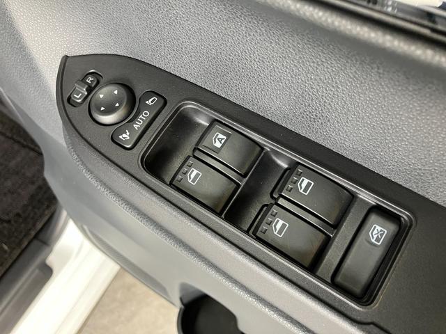 タントカスタムX 9型ディスプレイオーディオ Bカメラ ドラレコ衝突被害軽減ブレーキ コーナーセンサー ディスプレイオーディオ フルセグ Bluetooth USB バックカメラ 前後ドラレコ ETC 両側電動スライドドア 前席シートヒーター LED スマートキー(滋賀県)の中古車