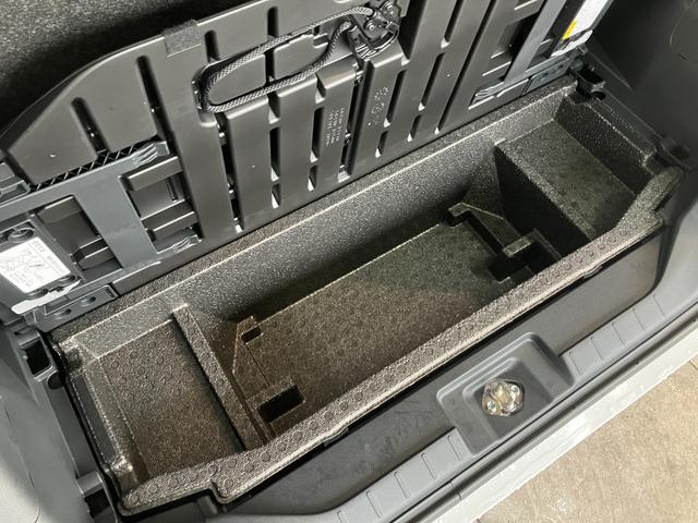タントＸリミテッド　コーナーセンサー　両側電動スライドドア　ＬＥＤ衝突被害軽減ブレーキ　コーナーセンサー　バックカメラ（ナビ装着時用）　両側電動スライドドア　前席シートヒーター　電動パーキングブレーキ　ＬＥＤ　オートライト　オートエアコン　スマートキー　エコアイドル（滋賀県）の中古車