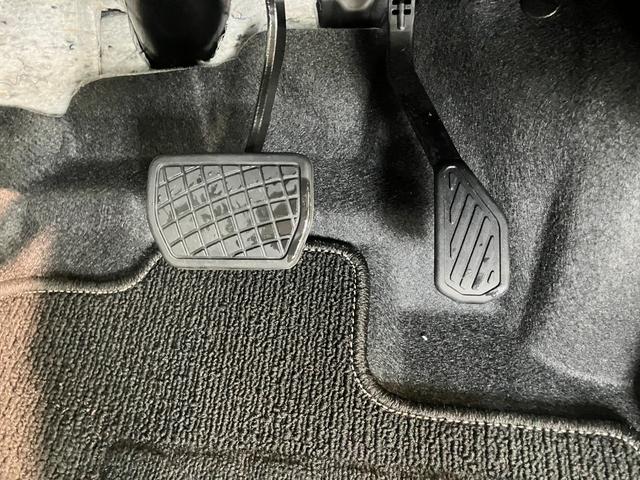 タントＸリミテッド　コーナーセンサー　両側電動スライドドア　ＬＥＤ衝突被害軽減ブレーキ　コーナーセンサー　バックカメラ（ナビ装着時用）　両側電動スライドドア　前席シートヒーター　電動パーキングブレーキ　ＬＥＤ　オートライト　オートエアコン　スマートキー　エコアイドル（滋賀県）の中古車
