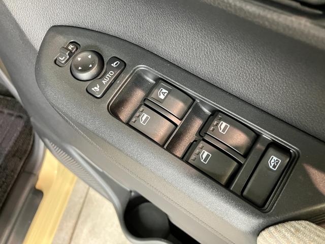 ムーヴX フルセグナビ バックカメラ LED 左側電動スライドドア衝突被害軽減ブレーキ コーナーセンサー フルセグナビ DVD再生 Bluetooth USB バックカメラ 左側電動スライドドア LED オートライト オートエアコン 電動格納式ミラー エコアイドル(滋賀県)の中古車