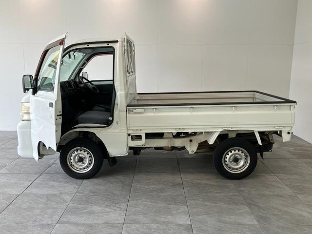 ハイゼットトラックエアコン・パワステ　スペシャル　２ＷＤ　ＡＴ車エアコン　パワステ　ＡＭ／ＦＭラジオ　マニュアルレベリング　荷台マット　ゲートプロテクター（滋賀県）の中古車