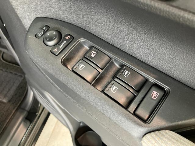 ムーヴL コーナーセンサー LED キーレス 両側スライドドア衝突被害軽減ブレーキ コーナーセンサー バックカメラ(ナビ装着時用) 両側スライドドア LEDヘッドライト オートライト マニュアルエアコン キーレスエントリー 電動格納式ミラー エコアイドル(滋賀県)の中古車
