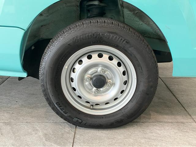 ハイゼットトラックエクストラＳＡIIIｔ　４ＷＤ　５ＭＴ　キーレス　車検整備付衝突被害軽減ブレーキ　４ＷＤ　Ｈｉ−Ｌｏ切り替え　デフロック　４枚リーフスプリング　ＣＤステレオ　キーレスエントリー　パワーウインドウ　荷台作業灯　マニュアルレベリング　５速マニュアルミッション車（滋賀県）の中古車