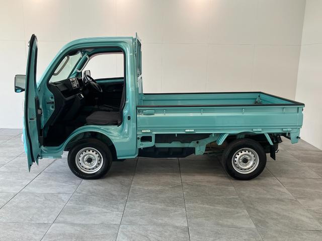 ハイゼットトラックエクストラＳＡIIIｔ　４ＷＤ　５ＭＴ　キーレス　車検整備付衝突被害軽減ブレーキ　４ＷＤ　Ｈｉ−Ｌｏ切り替え　デフロック　４枚リーフスプリング　ＣＤステレオ　キーレスエントリー　パワーウインドウ　荷台作業灯　マニュアルレベリング　５速マニュアルミッション車（滋賀県）の中古車