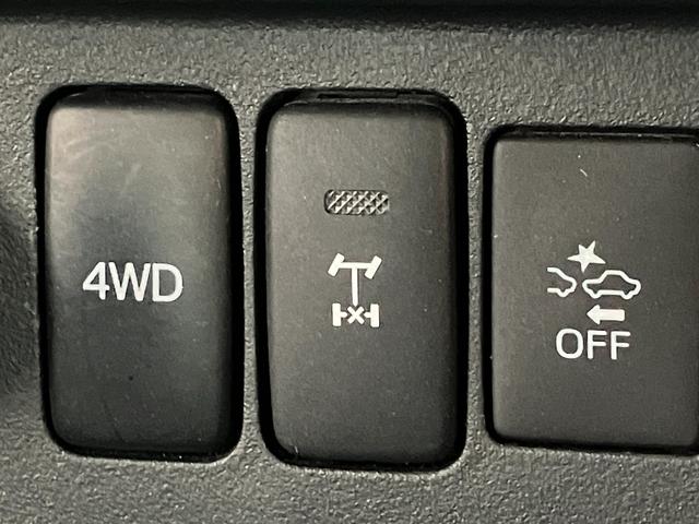 ハイゼットトラックエクストラＳＡIIIｔ　４ＷＤ　５ＭＴ　キーレス　車検整備付衝突被害軽減ブレーキ　４ＷＤ　Ｈｉ−Ｌｏ切り替え　デフロック　４枚リーフスプリング　ＣＤステレオ　キーレスエントリー　パワーウインドウ　荷台作業灯　マニュアルレベリング　５速マニュアルミッション車（滋賀県）の中古車