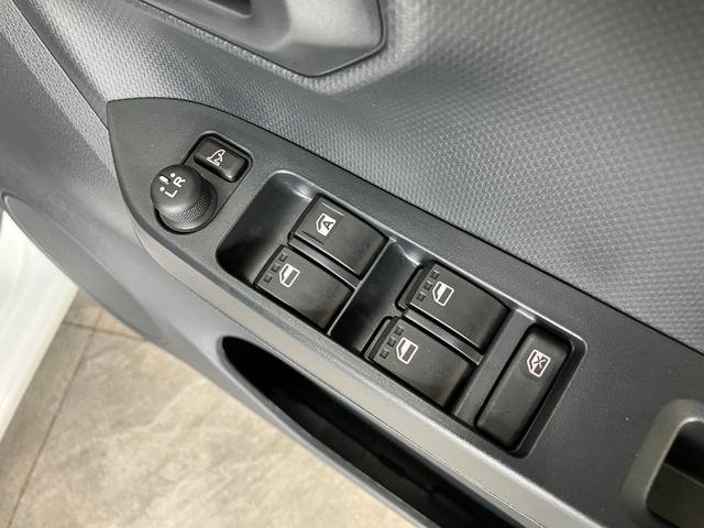 ミライースX SAIII Bluetooth/USBチューナー LED衝突被害軽減ブレーキ スマアシ3 コーナーセンサー Bluetooth/USBチューナー バックカメラ(ナビ装着時用) LED オートライト 電格ミラー マニュアルレベリング キーレス エコアイドル(滋賀県)の中古車