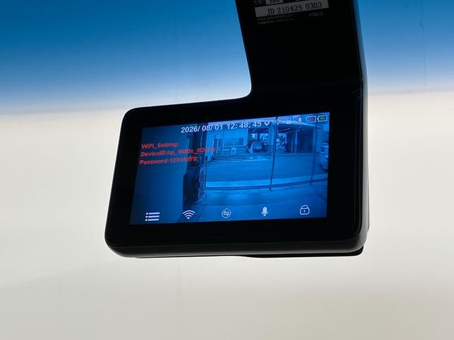 Ｎ−ＢＯＸＧ　フルセグナビ　バックカメラ　左側電動スライドドアフルセグナビ　ＤＶＤ再生　Ｂｌｕｅｔｏｏｔｈ　ＵＳＢ　バックカメラ　前後ドラレコ　ＥＴＣ　左側電動スライドドア　ＬＥＤ　オートエアコン　スマートキー　電格ミラー　エコアイドル　タイヤ４本新品交換済み（滋賀県）の中古車