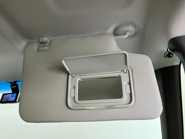 Ｎ−ＢＯＸＧ　フルセグナビ　バックカメラ　左側電動スライドドアフルセグナビ　ＤＶＤ再生　Ｂｌｕｅｔｏｏｔｈ　ＵＳＢ　バックカメラ　前後ドラレコ　ＥＴＣ　左側電動スライドドア　ＬＥＤ　オートエアコン　スマートキー　電格ミラー　エコアイドル　タイヤ４本新品交換済み（滋賀県）の中古車