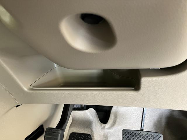 Ｎ−ＢＯＸＧ　フルセグナビ　バックカメラ　左側電動スライドドアフルセグナビ　ＤＶＤ再生　Ｂｌｕｅｔｏｏｔｈ　ＵＳＢ　バックカメラ　前後ドラレコ　ＥＴＣ　左側電動スライドドア　ＬＥＤ　オートエアコン　スマートキー　電格ミラー　エコアイドル　タイヤ４本新品交換済み（滋賀県）の中古車