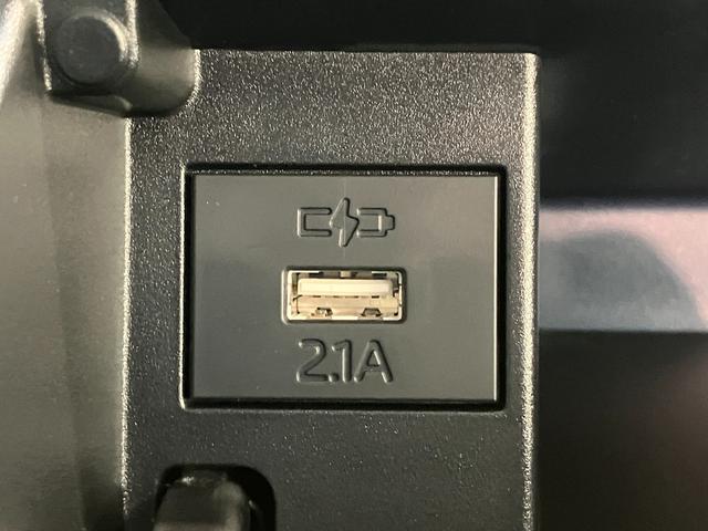 タントカスタムＲＳウェルカムシートリフト　ターボ　パワークレーン衝突被害軽減ブレーキ　コーナーセンサー　ＣＤステレオ　バックカメラ（ナビ装着時用）　両側電動スライドドア　前席シートヒーター　電動パーキングブレーキ　ＬＥＤ　オートエアコン　スマートキー　エコアイドル（滋賀県）の中古車