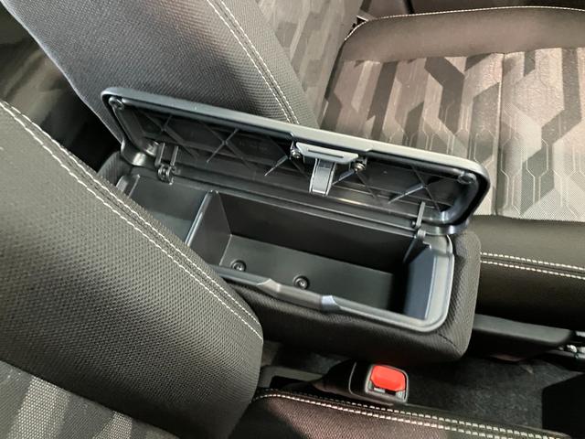 タフトGダーククロムベンチャー IDLEレス 9型D.A Bカメラ衝突被害軽減ブレーキ コーナーセンサー 9型ディスプレイオーディオ フルセグ バックカメラ Bluetooth USB 前席シートヒーター LED レーダークルーズ オートエアコン ECOIDLEレス(滋賀県)の中古車
